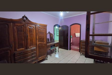 Casa à venda com 450m², 5 quartos e 4 vagas Casa à venda com 450m², 5 quartos e 4 vagasSuíte 3