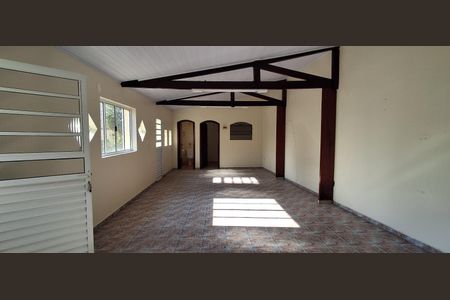 Casa à venda com 450m², 5 quartos e 4 vagas Casa à venda com 450m², 5 quartos e 4 vagasSalão