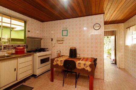 Casa à venda com 125m², 2 quartos e 1 vaga Casa à venda com 125m², 2 quartos e 1 vagaCozinha