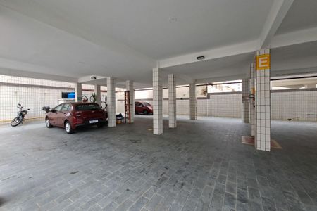 Studio para alugar com 30m², 0 quarto e 1 vaga Studio para alugar com 30m², 0 quarto e 1 vagaGaragem