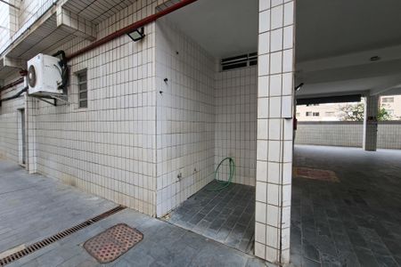 Studio para alugar com 30m², 0 quarto e 1 vaga Studio para alugar com 30m², 0 quarto e 1 vagaLava pés