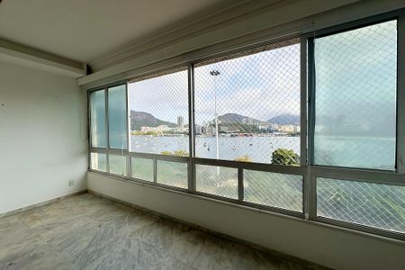 Apartamento à venda com 191m², 3 quartos e 1 vaga Apartamento à venda com 191m², 3 quartos e 1 vagaSala