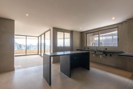 Apartamento à venda com 323m², 4 quartos e 4 vagasCozinha