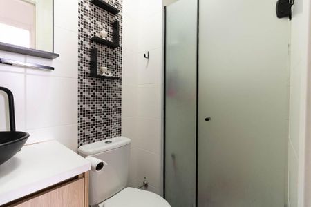 Apartamento à venda com 35m², 2 quartos e sem vaga Apartamento à venda com 35m², 2 quartos e sem vagaBanheiro Social