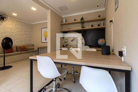 Apartamento à venda com 35m², 2 quartos e sem vaga Apartamento à venda com 35m², 2 quartos e sem vagaÁrea comum - Sala de Estudos