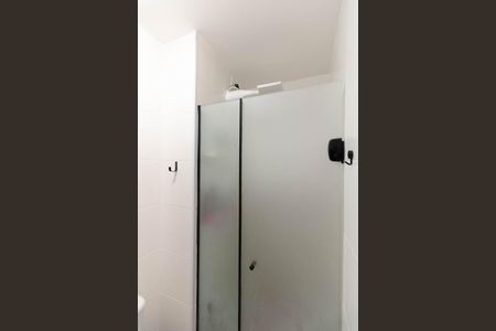 Apartamento à venda com 35m², 2 quartos e sem vaga Apartamento à venda com 35m², 2 quartos e sem vagaBanheiro Social