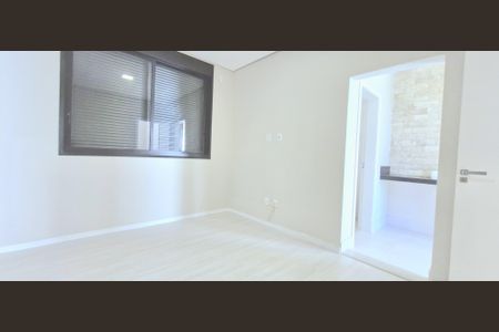 Casa de condomínio à venda com 242m², 4 quartos e 4 vagasQuarto 1