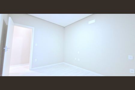 Casa de condomínio à venda com 242m², 4 quartos e 4 vagasSuíte 3