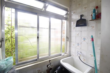 Apartamento à venda com 43m², 1 quarto e sem vagaÁrea de Serviço