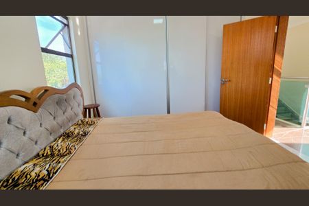 Casa à venda com 217m², 4 quartos e 3 vagasSuíte 1