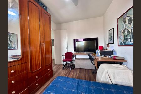 Apartamento à venda com 70m², 3 quartos e 1 vaga Apartamento à venda com 70m², 3 quartos e 1 vagaQuarto 1