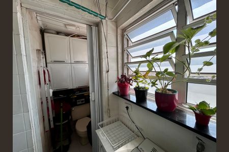 Apartamento à venda com 70m², 3 quartos e 1 vaga Apartamento à venda com 70m², 3 quartos e 1 vagaÁrea de Serviço