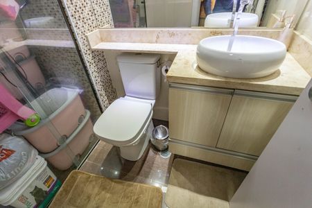 Apartamento à venda com 67m², 2 quartos e 1 vagaBanheiro da Suíte