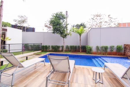 Apartamento à venda com 34m², 2 quartos e sem vaga Apartamento à venda com 34m², 2 quartos e sem vagaÁrea comum - Piscina