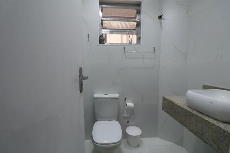 Apartamento para alugar com 70m², 2 quartos e 2 vagas Apartamento para alugar com 70m², 2 quartos e 2 vagasBanheiro 1