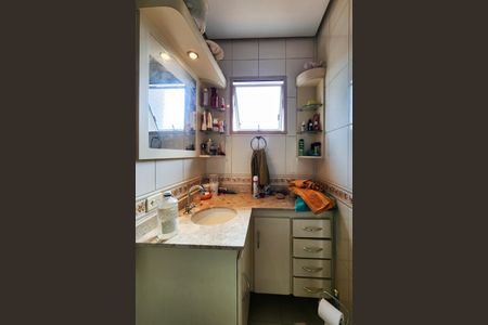 Apartamento à venda com 118m², 3 quartos e 2 vagas Apartamento à venda com 118m², 3 quartos e 2 vagasBanheiro da Suíte