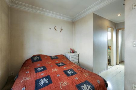 Apartamento à venda com 118m², 3 quartos e 2 vagas Apartamento à venda com 118m², 3 quartos e 2 vagasSuíte