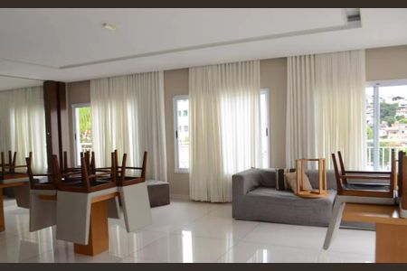 Apartamento à venda com 73m², 2 quartos e 1 vaga Apartamento à venda com 73m², 2 quartos e 1 vagaÁrea comum - Salão de festas