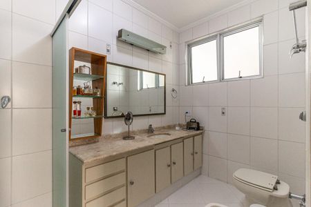 Apartamento para alugar com 200m², 3 quartos e 1 vagaBanheiro da Suíte