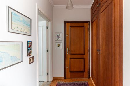 Apartamento para alugar com 200m², 3 quartos e 1 vagaEntrada