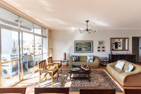 Apartamento para alugar com 200m², 3 quartos e 1 vagaSala