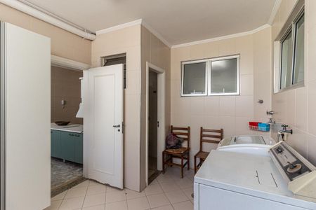 Apartamento para alugar com 200m², 3 quartos e 1 vagaÁrea de Serviço