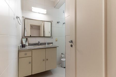 Apartamento para alugar com 200m², 3 quartos e 1 vagaBanheiro Social