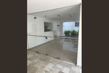 Apartamento à venda com 3 quartos, 130m² em Bela Vista, São Paulo