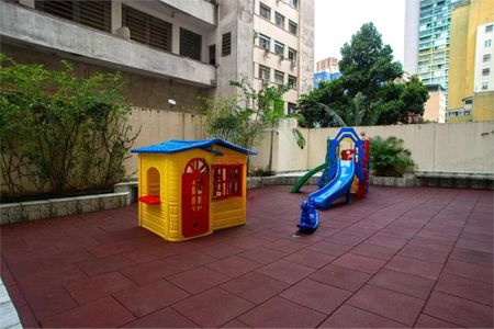 Apartamento à venda com 40m², 1 quarto e 1 vaga