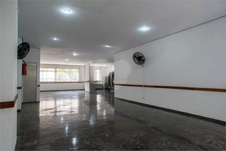 Apartamento à venda com 40m², 1 quarto e 1 vaga