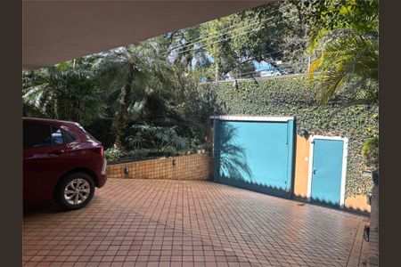 Casa à venda com 350m², 4 quartos e 4 vagas