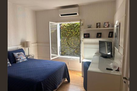 Casa à venda com 350m², 4 quartos e 4 vagas