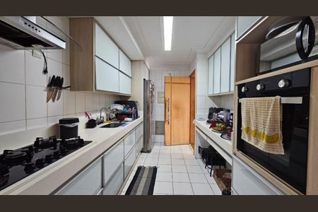 Apartamento à venda com 128m², 3 quartos e 2 vagas