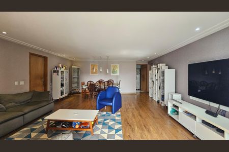 Apartamento à venda com 128m², 3 quartos e 2 vagas