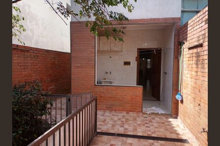 Casa à venda com 140m², 3 quartos e 1 vaga