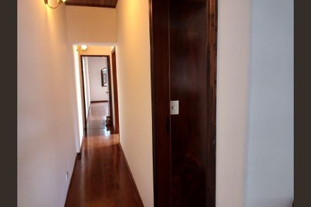 Casa à venda com 140m², 3 quartos e 1 vaga