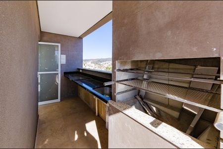 Apartamento à venda com 140m², 2 quartos e 2 vagas Apartamento à venda com 140m², 2 quartos e 2 vagasCobertura