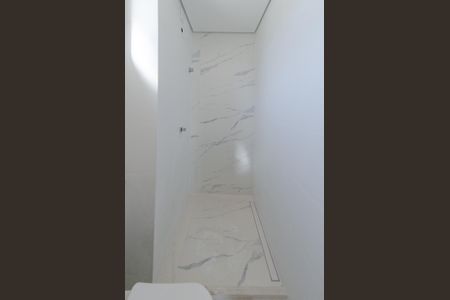 Apartamento à venda com 140m², 2 quartos e 2 vagas Apartamento à venda com 140m², 2 quartos e 2 vagasBanheiro social