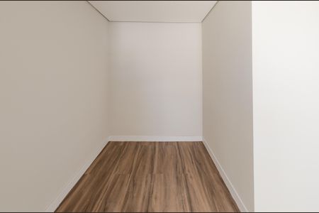 Apartamento à venda com 90m², 2 quartos e 2 vagas Apartamento à venda com 90m², 2 quartos e 2 vagasSuíte