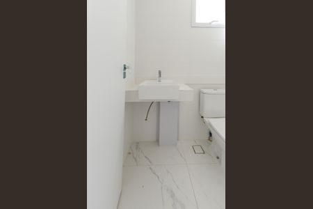 Apartamento à venda com 90m², 2 quartos e 2 vagas Apartamento à venda com 90m², 2 quartos e 2 vagasBanheiro social