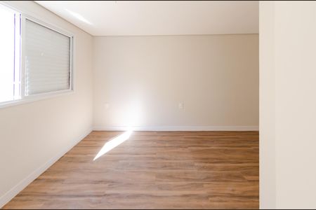 Apartamento à venda com 155m², 3 quartos e 2 vagas Apartamento à venda com 155m², 3 quartos e 2 vagasSuíte