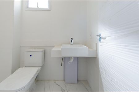 Apartamento à venda com 155m², 3 quartos e 2 vagas Apartamento à venda com 155m², 3 quartos e 2 vagasBanheiro social