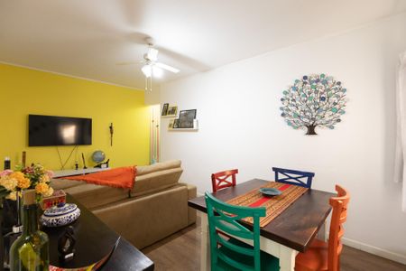 Apartamento à venda com 61m², 2 quartos e sem vaga Apartamento à venda com 61m², 2 quartos e sem vagaSala de Jantar