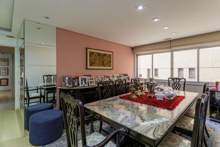Sala de apartamento à venda com 3 quartos, 107m² em Itaim Bibi, São Paulo