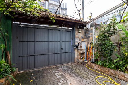 Casa à venda com 300m², 2 quartos e 1 vaga Casa à venda com 300m², 2 quartos e 1 vagaGaragem