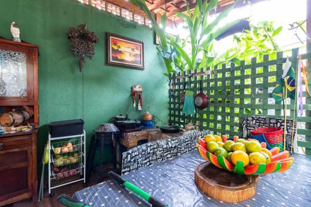 Casa à venda com 300m², 2 quartos e 1 vaga Casa à venda com 300m², 2 quartos e 1 vagaÁrea de Lazer