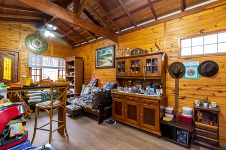 Casa à venda com 300m², 2 quartos e 1 vaga Casa à venda com 300m², 2 quartos e 1 vagaCozinha