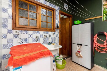 Casa à venda com 300m², 2 quartos e 1 vaga Casa à venda com 300m², 2 quartos e 1 vagaÁrea de Serviço