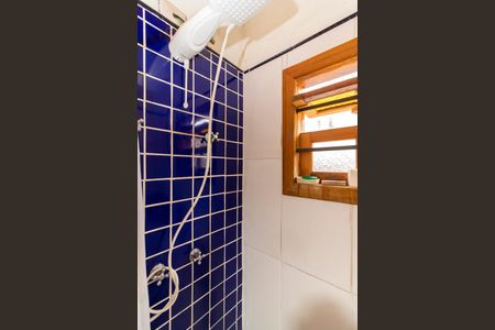 Casa à venda com 300m², 2 quartos e 1 vaga Casa à venda com 300m², 2 quartos e 1 vagaBanheiro 2