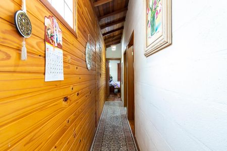 Casa à venda com 300m², 2 quartos e 1 vaga Casa à venda com 300m², 2 quartos e 1 vagaCorredor dos Quartos